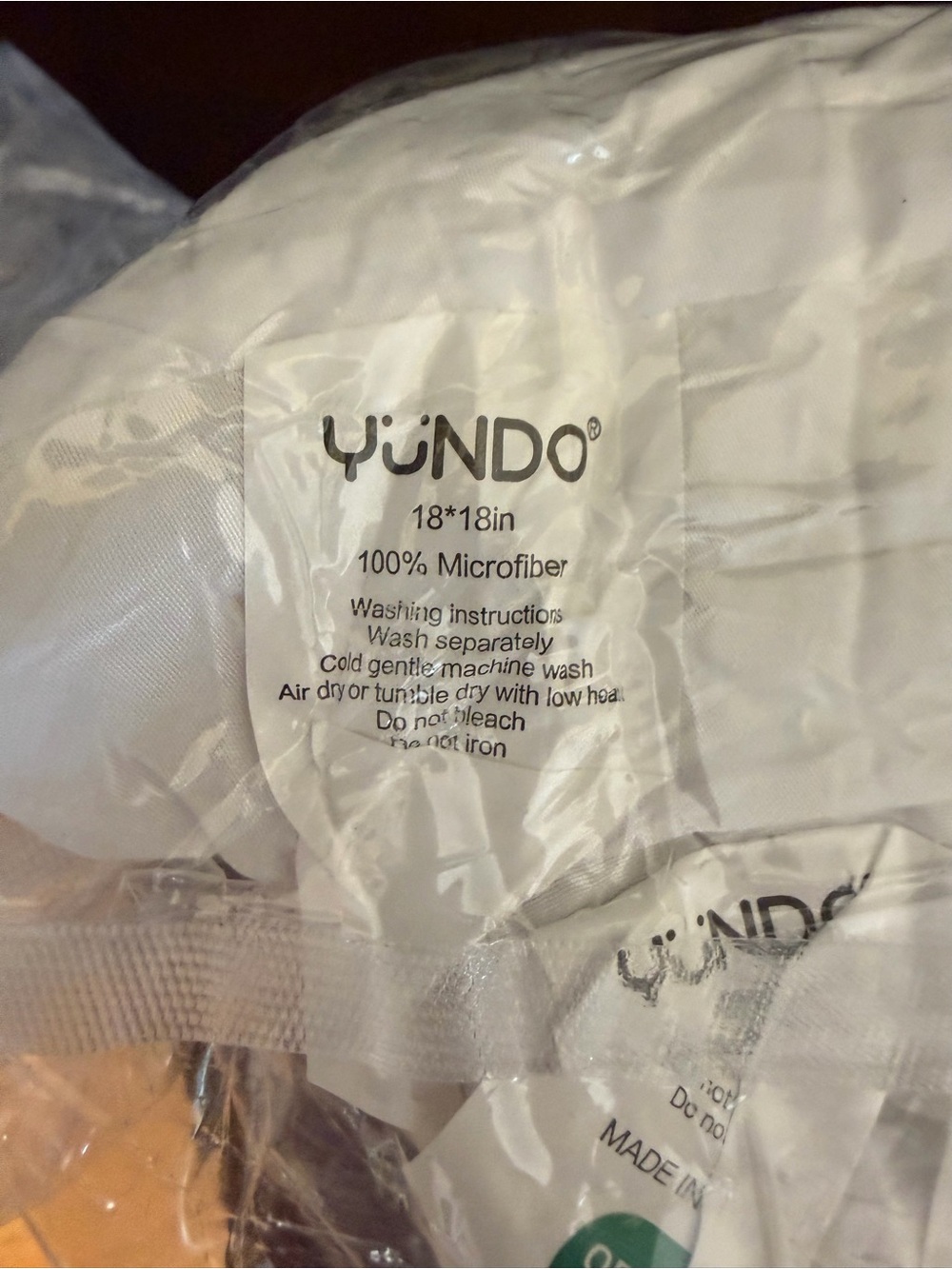 Youndo White Microfiber Pillow 4pk  - 18x18in